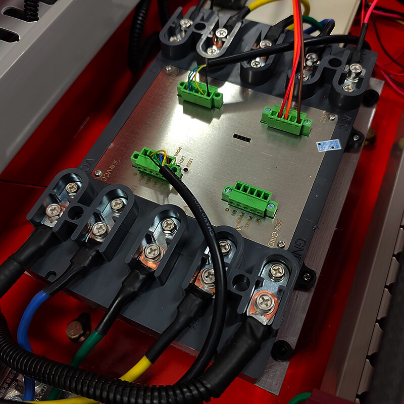 Надеждна дънна платка